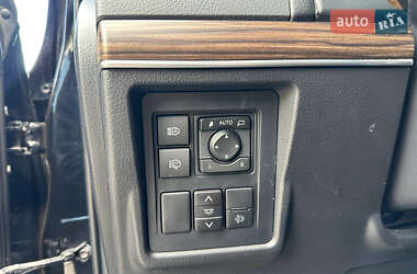 Позашляховик / Кросовер Toyota Land Cruiser Prado 2020 в 