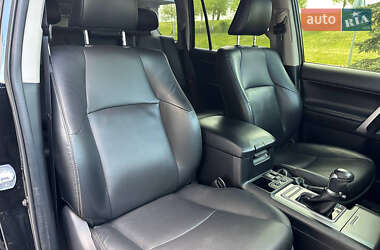 Позашляховик / Кросовер Toyota Land Cruiser Prado 2020 в 