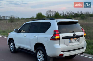 Внедорожник / Кроссовер Toyota Land Cruiser Prado 2013 в 