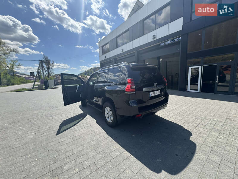 Внедорожник / Кроссовер Toyota Land Cruiser Prado 2019 в Межгорье фото 7 Внедорожник / Кроссовер Toyota Land Cruiser Prado 2019 в Межгорье