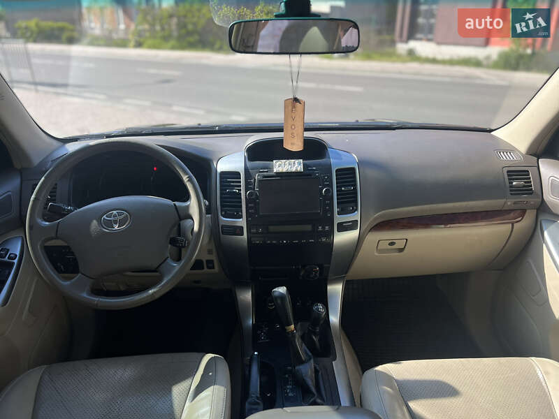 Позашляховик / Кросовер Toyota Land Cruiser Prado 2007 в Львові