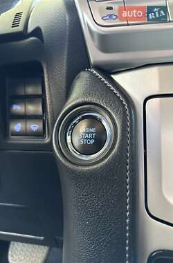 Внедорожник / Кроссовер Toyota Land Cruiser Prado 2021 в 