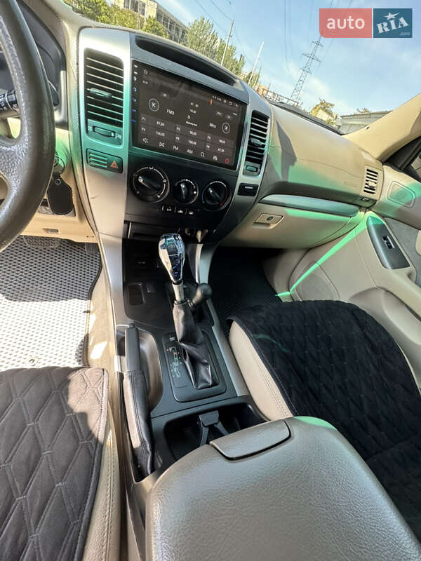 Позашляховик / Кросовер Toyota Land Cruiser Prado 2003 в Дніпрі