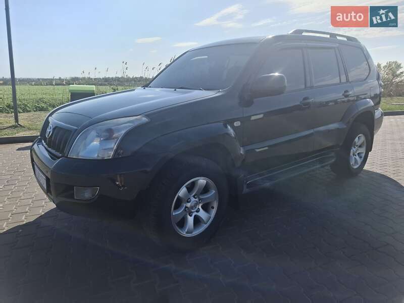 Позашляховик / Кросовер Toyota Land Cruiser Prado 2005 в 