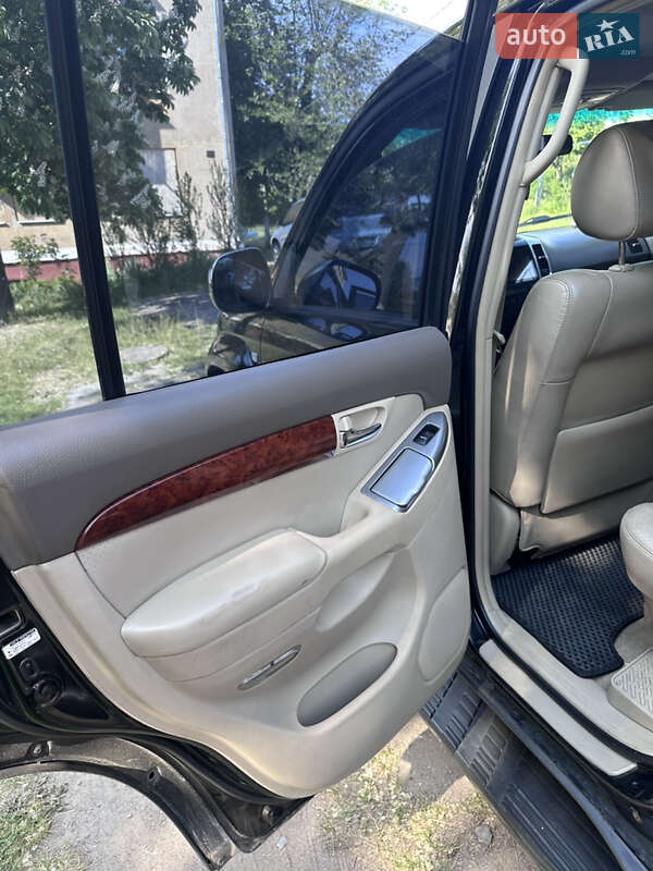 Позашляховик / Кросовер Toyota Land Cruiser Prado 2007 в Марганці