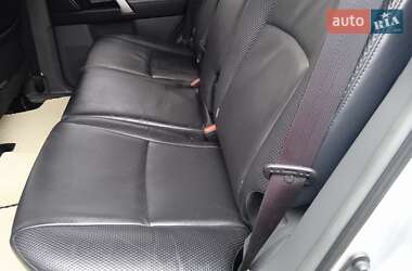 Позашляховик / Кросовер Toyota Land Cruiser Prado 2012 в 