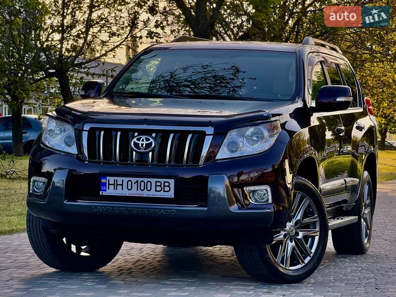 Позашляховик / Кросовер Toyota Land Cruiser Prado 2010 в Одесі