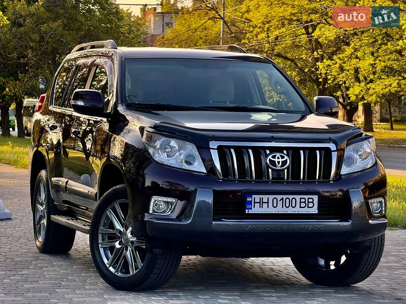Позашляховик / Кросовер Toyota Land Cruiser Prado 2010 в Одесі