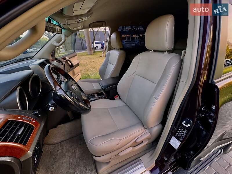 Позашляховик / Кросовер Toyota Land Cruiser Prado 2010 в Одесі