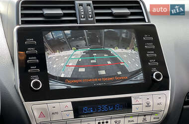 Внедорожник / Кроссовер Toyota Land Cruiser Prado 2022 в 