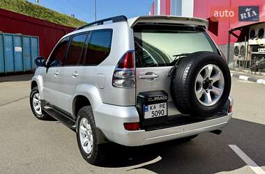 Внедорожник / Кроссовер Toyota Land Cruiser Prado 2006 в 