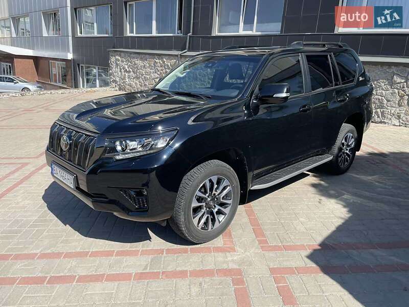 Toyota Land Cruiser Prado 2021
