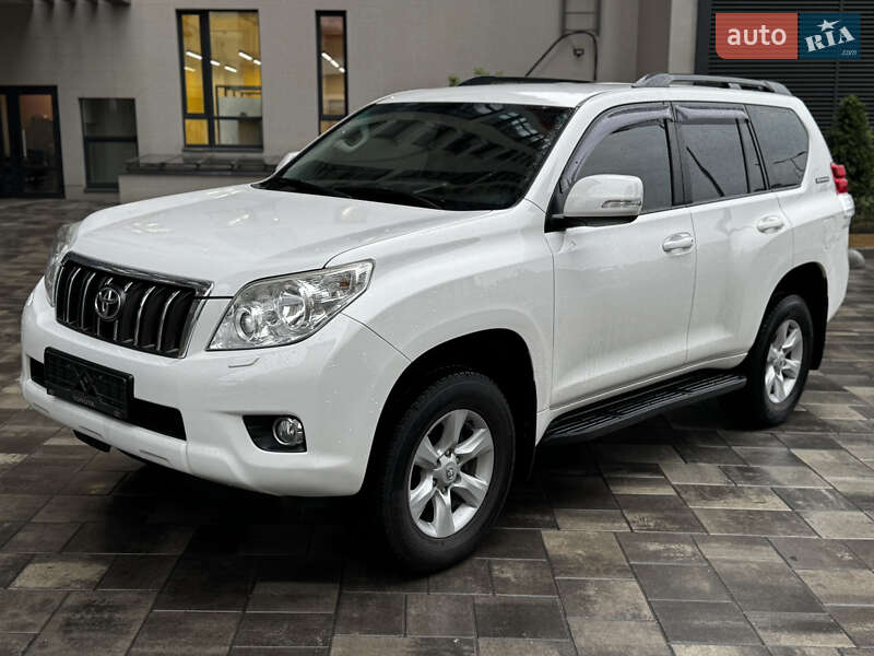 Toyota Land Cruiser Prado 2012