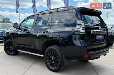 Внедорожник / Кроссовер Toyota Land Cruiser Prado 2022 в 