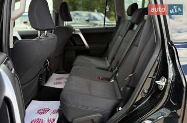 Внедорожник / Кроссовер Toyota Land Cruiser Prado 2022 в 