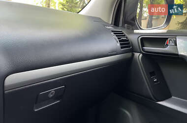 Позашляховик / Кросовер Toyota Land Cruiser Prado 2010 в 