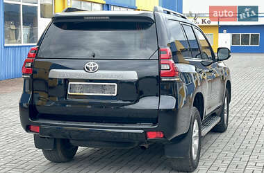 Позашляховик / Кросовер Toyota Land Cruiser Prado 2019 в 