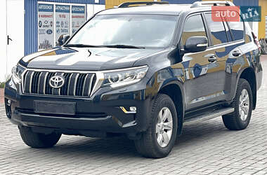 Позашляховик / Кросовер Toyota Land Cruiser Prado 2019 в 