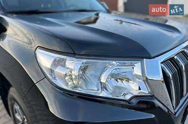 Внедорожник / Кроссовер Toyota Land Cruiser Prado 2022 в 