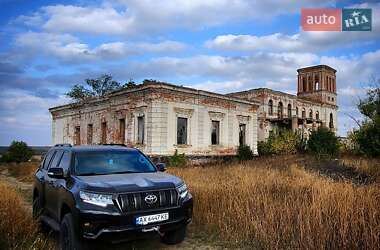 Внедорожник / Кроссовер Toyota Land Cruiser Prado 2020 в 