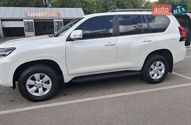 Внедорожник / Кроссовер Toyota Land Cruiser Prado 2019 в Киеве