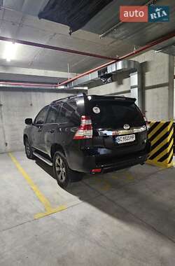 Внедорожник / Кроссовер Toyota Land Cruiser Prado 2014 в 