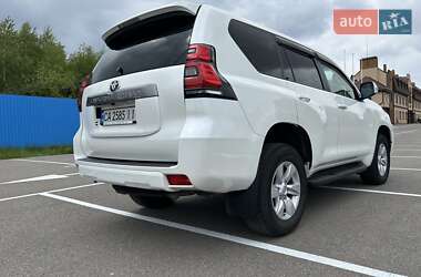 Внедорожник / Кроссовер Toyota Land Cruiser Prado 2018 в 