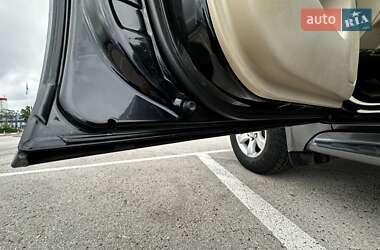 Внедорожник / Кроссовер Toyota Land Cruiser Prado 2004 в 