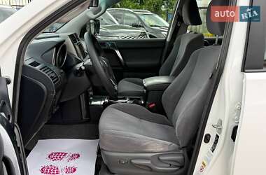 Внедорожник / Кроссовер Toyota Land Cruiser Prado 2012 в 