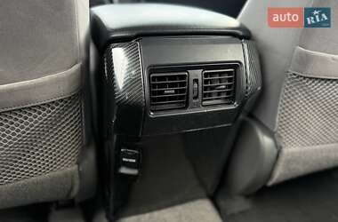Внедорожник / Кроссовер Toyota Land Cruiser Prado 2012 в 