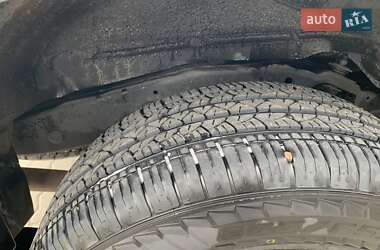 Позашляховик / Кросовер Toyota Land Cruiser Prado 2011 в 