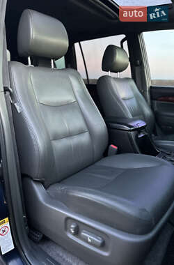 Позашляховик / Кросовер Toyota Land Cruiser Prado 2006 в 