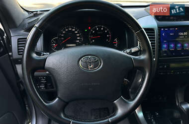 Внедорожник / Кроссовер Toyota Land Cruiser Prado 2005 в 