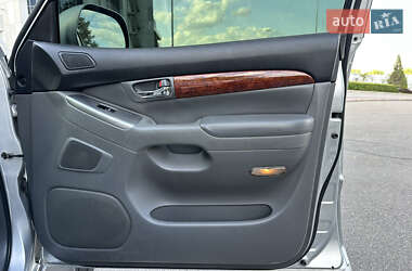 Внедорожник / Кроссовер Toyota Land Cruiser Prado 2005 в 