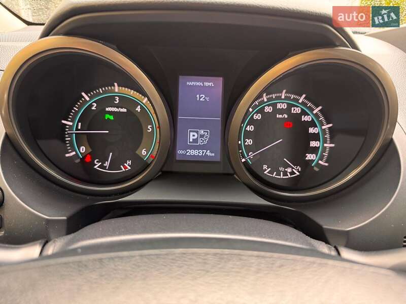 Внедорожник / Кроссовер Toyota Land Cruiser Prado 2012 в Львове фото 15 Внедорожник / Кроссовер Toyota Land Cruiser Prado 2012 в Львове