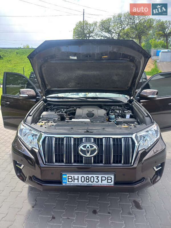 Позашляховик / Кросовер Toyota Land Cruiser Prado 2023 в Житомирі