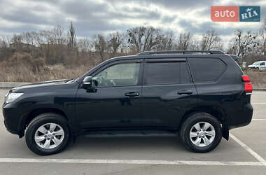 Внедорожник / Кроссовер Toyota Land Cruiser Prado 2017 в Киеве