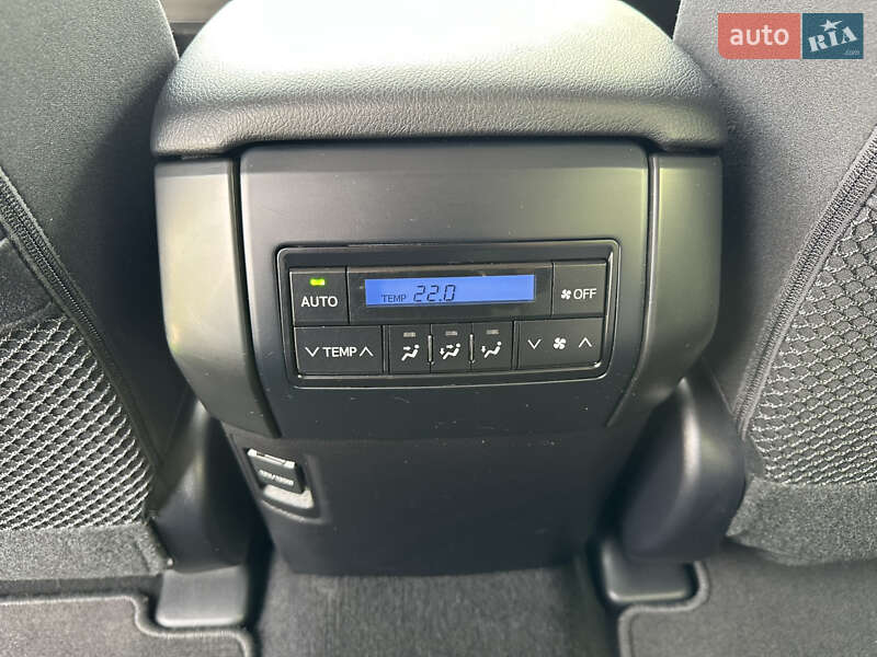 Позашляховик / Кросовер Toyota Land Cruiser Prado 2019 в Одесі