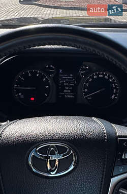 Позашляховик / Кросовер Toyota Land Cruiser Prado 2021 в 