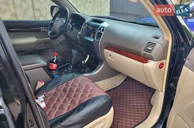 Внедорожник / Кроссовер Toyota Land Cruiser Prado 2003 в 