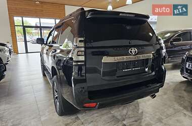 Внедорожник / Кроссовер Toyota Land Cruiser Prado 2022 в 