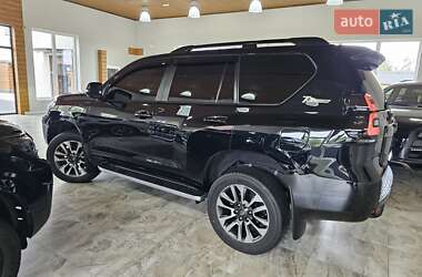 Внедорожник / Кроссовер Toyota Land Cruiser Prado 2022 в 