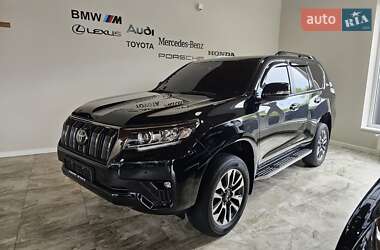 Внедорожник / Кроссовер Toyota Land Cruiser Prado 2022 в 