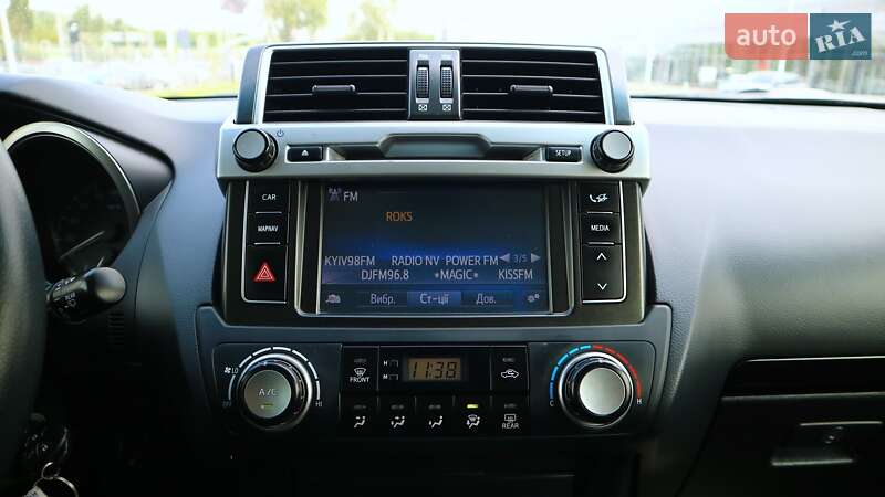 Внедорожник / Кроссовер Toyota Land Cruiser Prado 2016 в Киеве