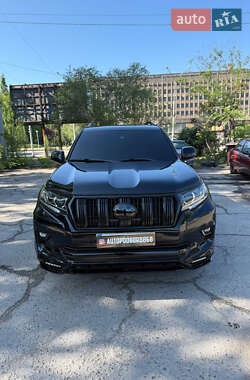 Внедорожник / Кроссовер Toyota Land Cruiser Prado 2021 в Запорожье