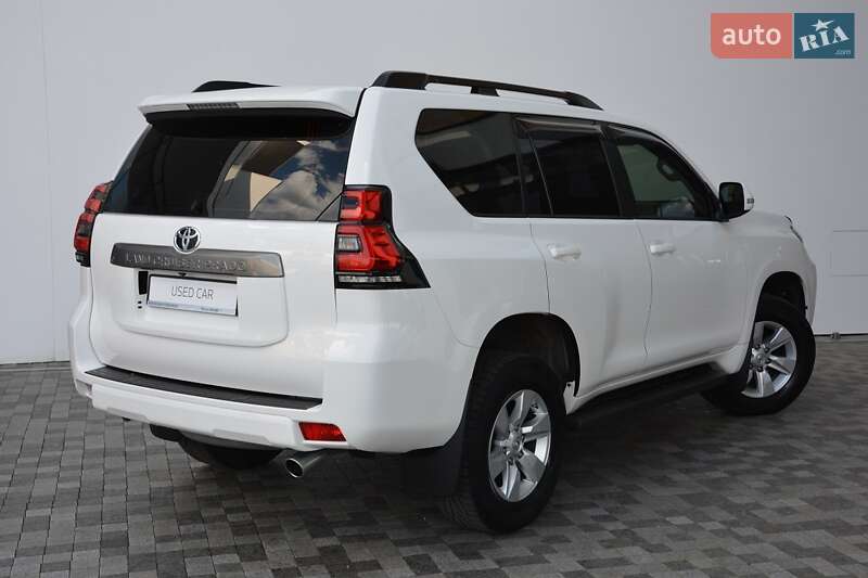 Внедорожник / Кроссовер Toyota Land Cruiser Prado 2019 в Киеве