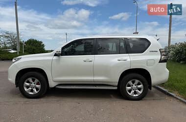Позашляховик / Кросовер Toyota Land Cruiser Prado 2010 в 