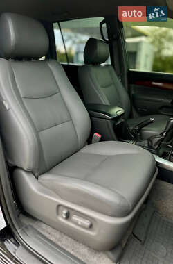 Позашляховик / Кросовер Toyota Land Cruiser Prado 2004 в 
