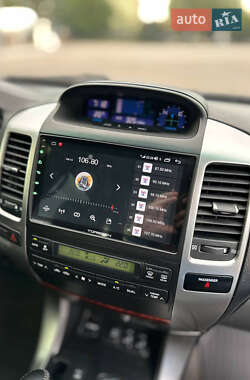 Позашляховик / Кросовер Toyota Land Cruiser Prado 2004 в 