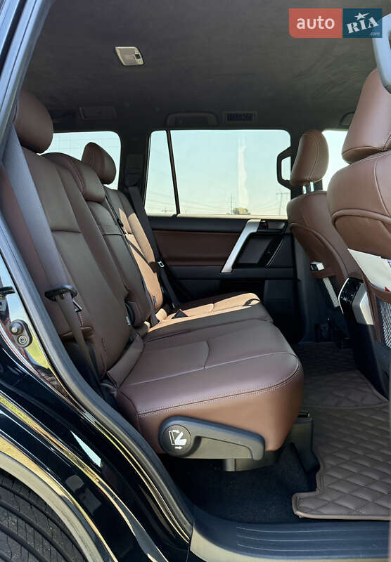 Внедорожник / Кроссовер Toyota Land Cruiser Prado 2023 в Киеве